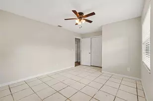 8503 Fish Lake Rd, Tampa, FL 33619 - Photo 15