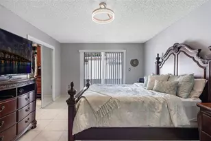 5460 NW 173rd Dr, Opa Locka, FL 33055 - Photo 21