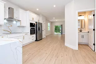 439 E 13th St, Apopka, FL 32703 - Photo 9