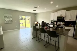 4049 Capri Coast Dr, Plant City, FL 33565 - Photo 3