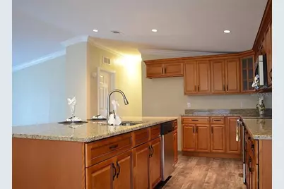 307 Country World Drive W, Davenport, FL 33897 - Photo 15