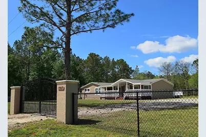 307 Country World Drive W, Davenport, FL 33897 - Photo 1