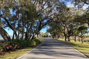 17740 Sawgrass Run, Tavares, FL 32778 - Photo 25