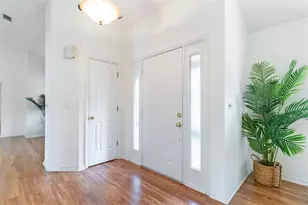 2366 Salem Dr, Deltona, FL 32738 - Photo 9