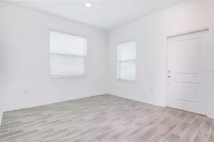 6334 Limberpine Aly, Saint Cloud, FL 34771 - Photo 3