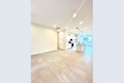 562 Kilimanjaro Drive, Kissimmee, FL 34758 - Photo 5