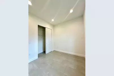 562 Kilimanjaro Drive, Kissimmee, FL 34758 - Photo 9