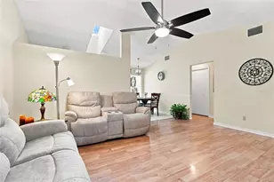 12435 Orangewood Cir, Tavares, FL 32778 - Photo 7