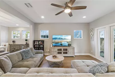 210 Hibiscus Court, Orlando, FL 32801 - Photo 5
