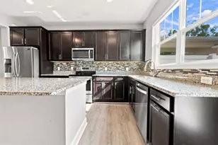 1511 Sweet Apple St, Oakland, FL 34787 - Photo 9