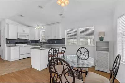 300 Sky Crest Loop, Davenport, FL 33837 - Photo 9