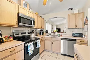1736 Challenger Ave, Davenport, FL 33897 - Photo 9