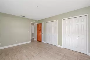 8001 N Hubert Ave, Tampa, FL 33614 - Photo 9