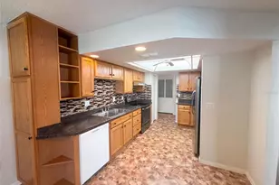 11187 Blythville Rd, Spring Hill, FL 34608 - Photo 3