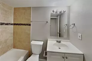 [Address not provided], Tampa, FL 33615 - Photo 7