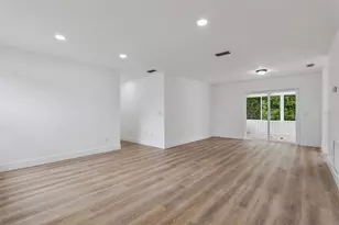 1102 Magdalena Ave, Deltona, FL 32725 - Photo 9