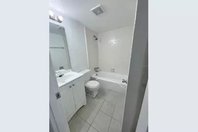 1920 E Edgewood Drive #D11, Lakeland, FL 33803 - Photo 17