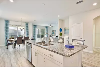 4710 Kings Castle Circle, Kissimmee, FL 34746 - Photo 11