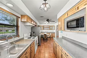 3318 Florene Dr, Orlando, FL 32806 - Photo 17
