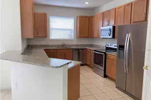 3048 Seaview Castle Dr, Kissimmee, FL 34746 - Photo 5