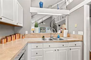 4130 Muriel Pl, Tampa, FL 33614 - Photo 5