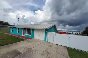 1319 Manor Dr, Kissimmee, FL 34741 - Photo 3