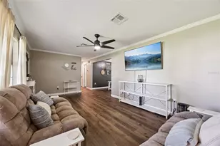 27544 Lisa Dr, Tavares, FL 32778 - Photo 9