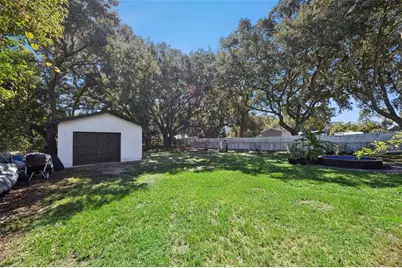 27544 Lisa Drive, Tavares, FL 32778 - Photo 33