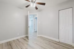 1135 NE 9th Ave, Ocala, FL 34470 - Photo 17