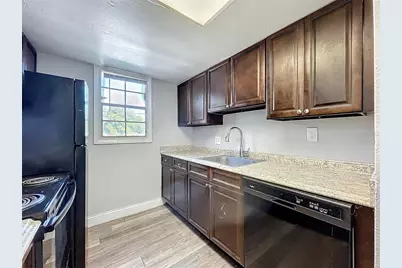 2765 L B McLeod Road #D, Orlando, FL 32805 - Photo 5