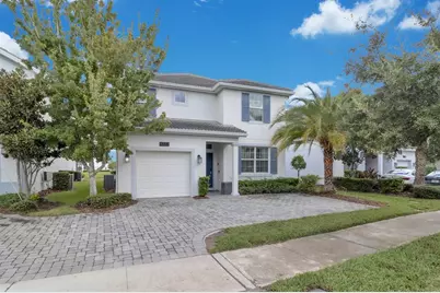 4733 Kings Castle Circle, Kissimmee, FL 34746 - Photo 1