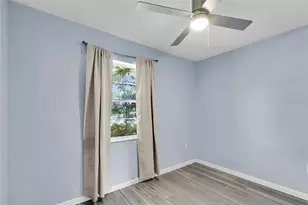 207 Elaine Dr, Auburndale, FL 33823 - Photo 9