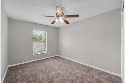 32 York Court, Kissimmee, FL 34758 - Photo 9