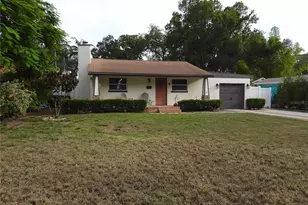 7800 Country Club Rd N, Saint Petersburg, FL 33710 - Photo 1