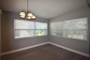 4027 7th St S, Saint Petersburg, FL 33705 - Photo 7