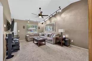 7767 Compass Dr, Orlando, FL 32810 - Photo 5