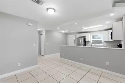 3001 N 52nd Street, Tampa, FL 33619 - Photo 13