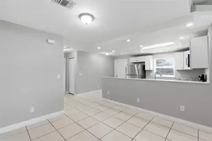 3001 N 52nd St, Tampa, FL 33619 - Photo 13