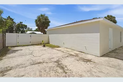 3001 N 52nd Street, Tampa, FL 33619 - Photo 31