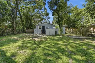 1412 E Annie St, Tampa, FL 33612 - Photo 25