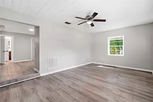 1412 E Annie St, Tampa, FL 33612 - Photo 9