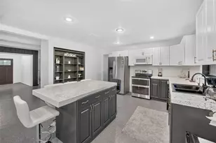 12843 Kirby Smith Rd, Orlando, FL 32832 - Photo 11