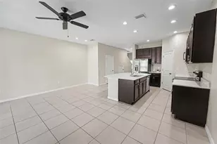 6116 Willowside St, Palmetto, FL 34221 - Photo 3