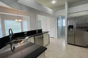 1831 Abbots Hill Dr, Orlando, FL 32835 - Photo 9