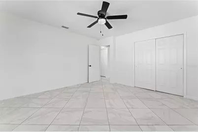 4401 Shore Acres Boulevard NE, Saint Petersburg, FL 33703 - Photo 21
