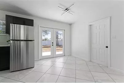 4401 Shore Acres Boulevard NE, Saint Petersburg, FL 33703 - Photo 11