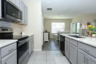 2657 Grand Central Ave, Tavares, FL 32778 - Photo 9