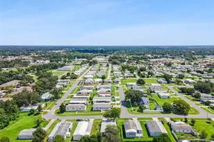 6141 Zephyr Ridge Dr, Zephyrhills, FL 33542 - Photo 35