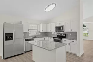 1015 Bartlett Ct, Oviedo, FL 32765 - Photo 9