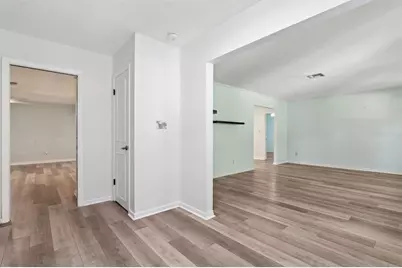 402 Valencia Circle, Oviedo, FL 32765 - Photo 25